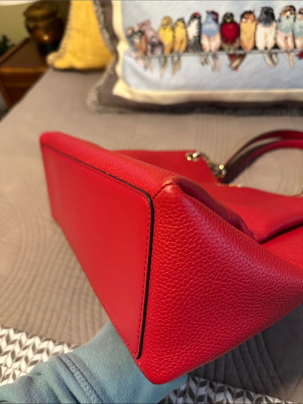 Michael Kors Red Pebbled Leather Shoulder Bag with Gold Hardware - Picture 5 of 6